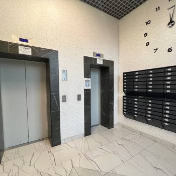 Продается 1-комнатная квартира, 38 м²