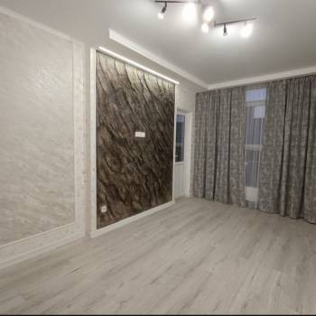 Продается 1-комнатная квартира, 37 м²
