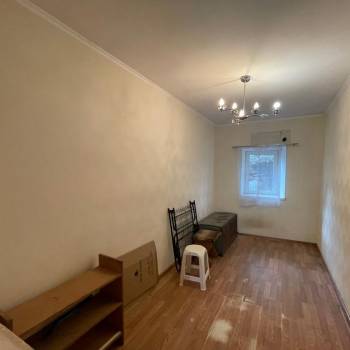 Продается 1-комнатная квартира, 13,8 м²