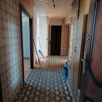 Продается Многокомнатная квартира, 75,4 м²