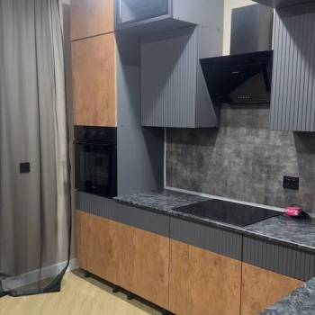 Продается 1-комнатная квартира, 38 м²