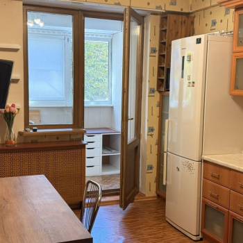 Сдается 2-х комнатная квартира, 72 м²