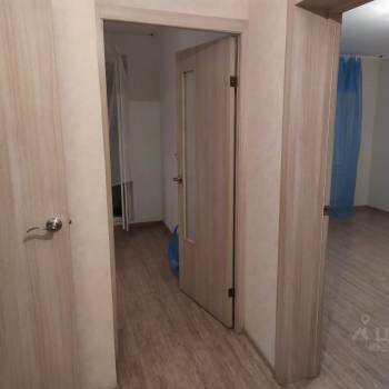Продается 1-комнатная квартира, 38 м²