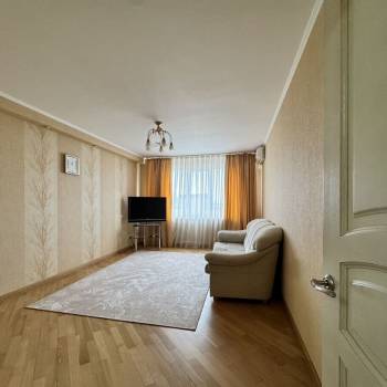 Сдается 2-х комнатная квартира, 69,3 м²