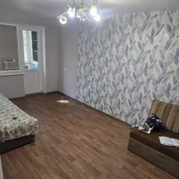 Продается 1-комнатная квартира, 30 м²