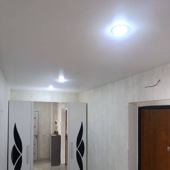 Продается 1-комнатная квартира, 42 м²