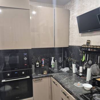 Продается 3-х комнатная квартира, 63 м²