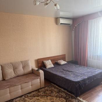 Сдается 1-комнатная квартира, 40 м²