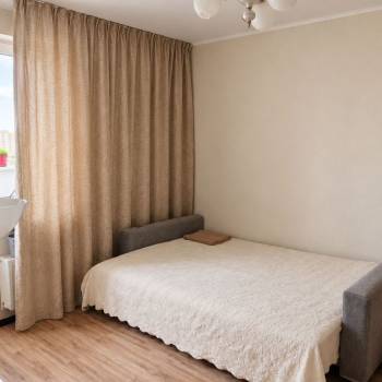 Продается 1-комнатная квартира, 38 м²