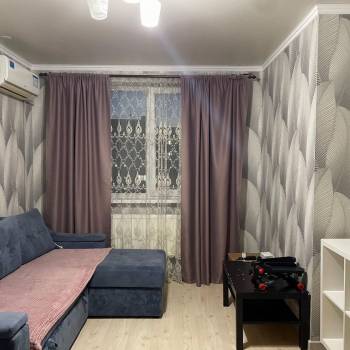 Сдается 1-комнатная квартира, 42 м²