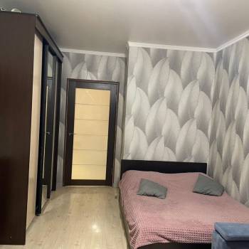 Сдается 1-комнатная квартира, 42 м²