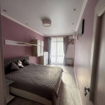 Продается 1-комнатная квартира, 50 м²