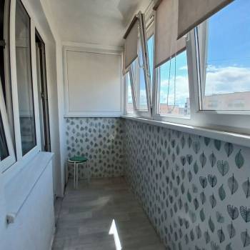 Продается 1-комнатная квартира, 42 м²