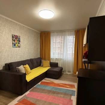 Продается 2-х комнатная квартира, 57 м²