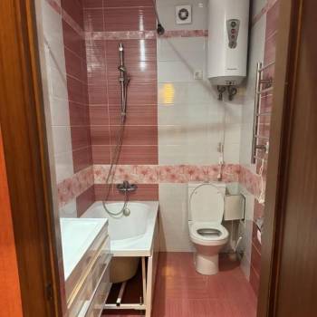 Продается 1-комнатная квартира, 36,7 м²