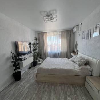 Продается 1-комнатная квартира, 51,9 м²