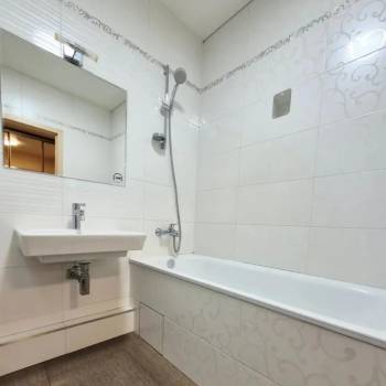 Продается 1-комнатная квартира, 41,4 м²