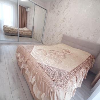Продается 1-комнатная квартира, 35 м²