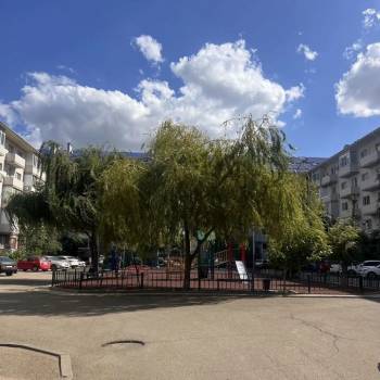 Продается 1-комнатная квартира, 36 м²