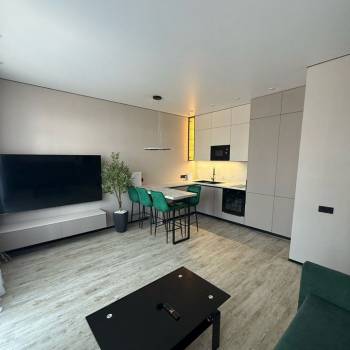 Сдается 1-комнатная квартира, 50 м²