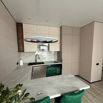 Сдается 1-комнатная квартира, 50 м²