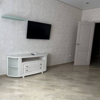 Сдается 1-комнатная квартира, 57 м²