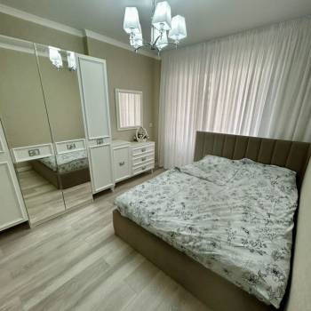 Сдается Многокомнатная квартира, 100 м²