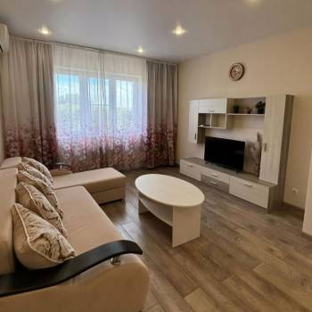 Сдается 1-комнатная квартира, 44 м²