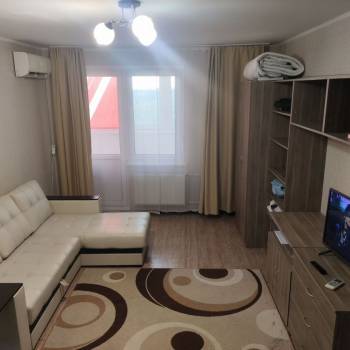 Продается 1-комнатная квартира, 37,6 м²