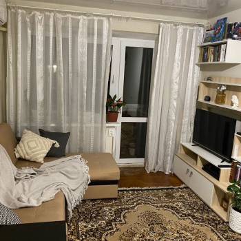 Продается 1-комнатная квартира, 34 м²