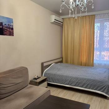 Продается 1-комнатная квартира, 42,9 м²