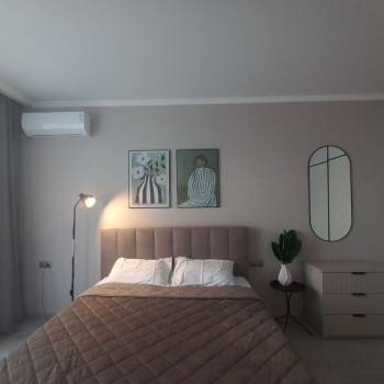 Продается 1-комнатная квартира, 42 м²