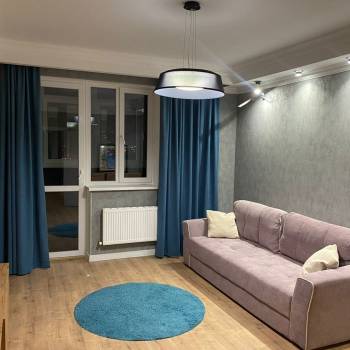 Сдается 2-х комнатная квартира, 72 м²