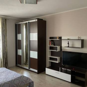 Сдается 1-комнатная квартира, 41 м²