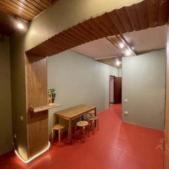 Сдается 1-комнатная квартира, 74 м²