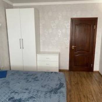 Сдается 2-х комнатная квартира, 88 м²
