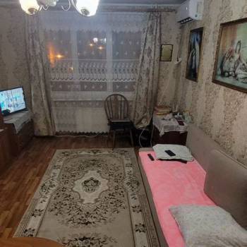 Продается 1-комнатная квартира, 37 м²