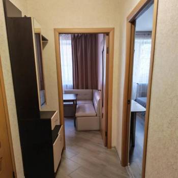 Сдается 1-комнатная квартира, 39 м²