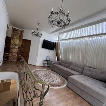 Продается Многокомнатная квартира, 113 м²