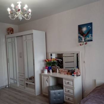 Продается 1-комнатная квартира, 38 м²