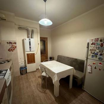 Продается 1-комнатная квартира, 52,9 м²