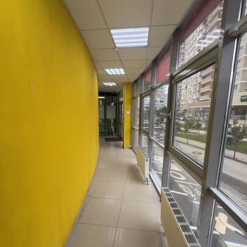 Сдается Нежилое помещение, 100 м²
