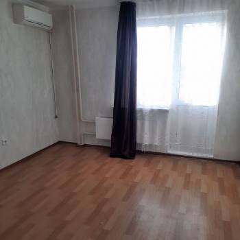 Сдается 1-комнатная квартира, 39 м²