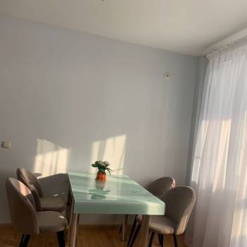 Сдается 2-х комнатная квартира, 80 м²