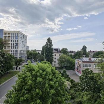 Продается Многокомнатная квартира, 60 м²