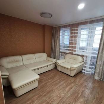 Сдается 1-комнатная квартира, 38 м²