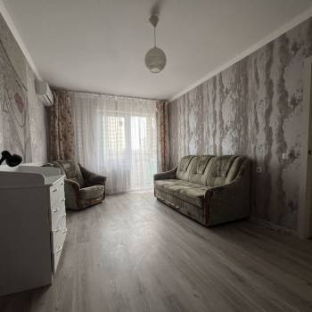 Сдается 1-комнатная квартира, 38 м²