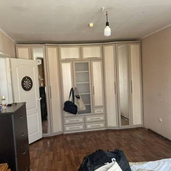 Продается 1-комнатная квартира, 40 м²