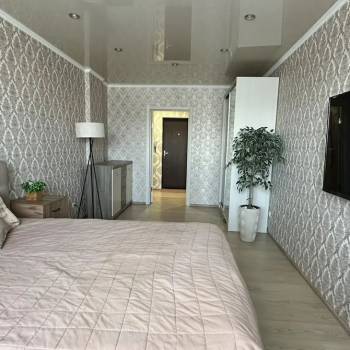 Продается 1-комнатная квартира, 42,2 м²