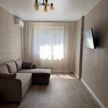 Сдается 1-комнатная квартира, 40,1 м²